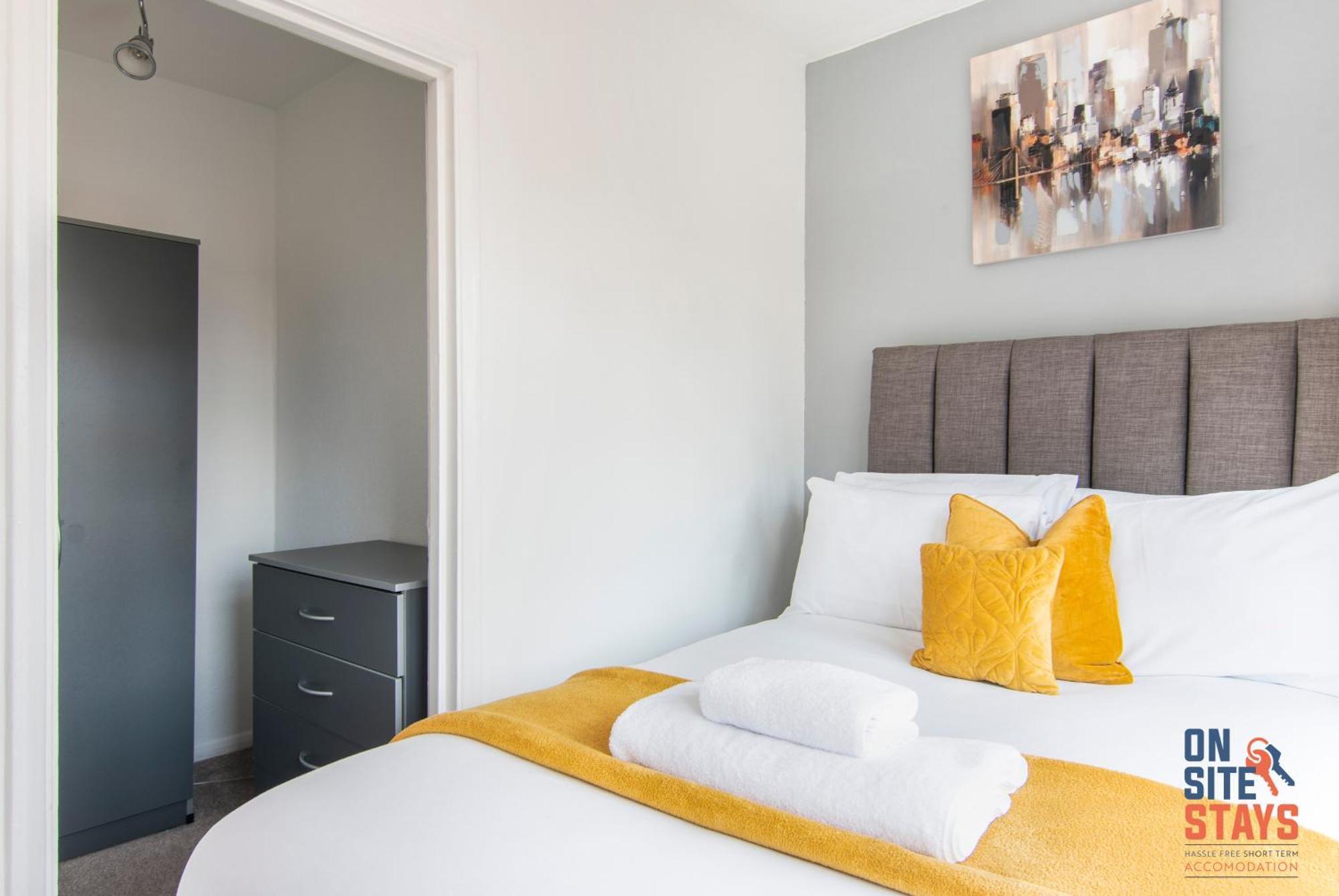 Onsitestays - Cosy 2-Bedroom Apartment With Private Entrance & Long Stay Prices Грейвсенд Экстерьер фото