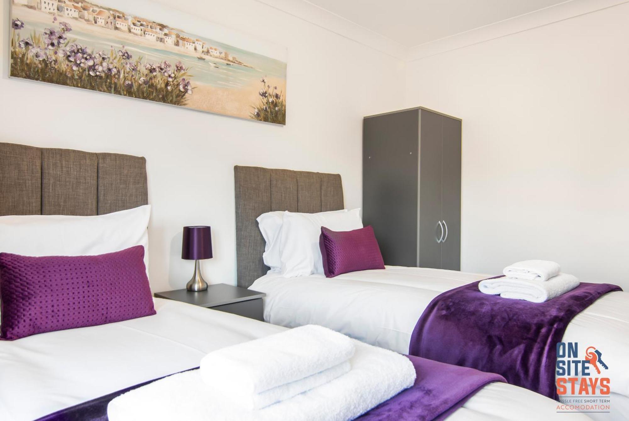 Onsitestays - Cosy 2-Bedroom Apartment With Private Entrance & Long Stay Prices Грейвсенд Экстерьер фото