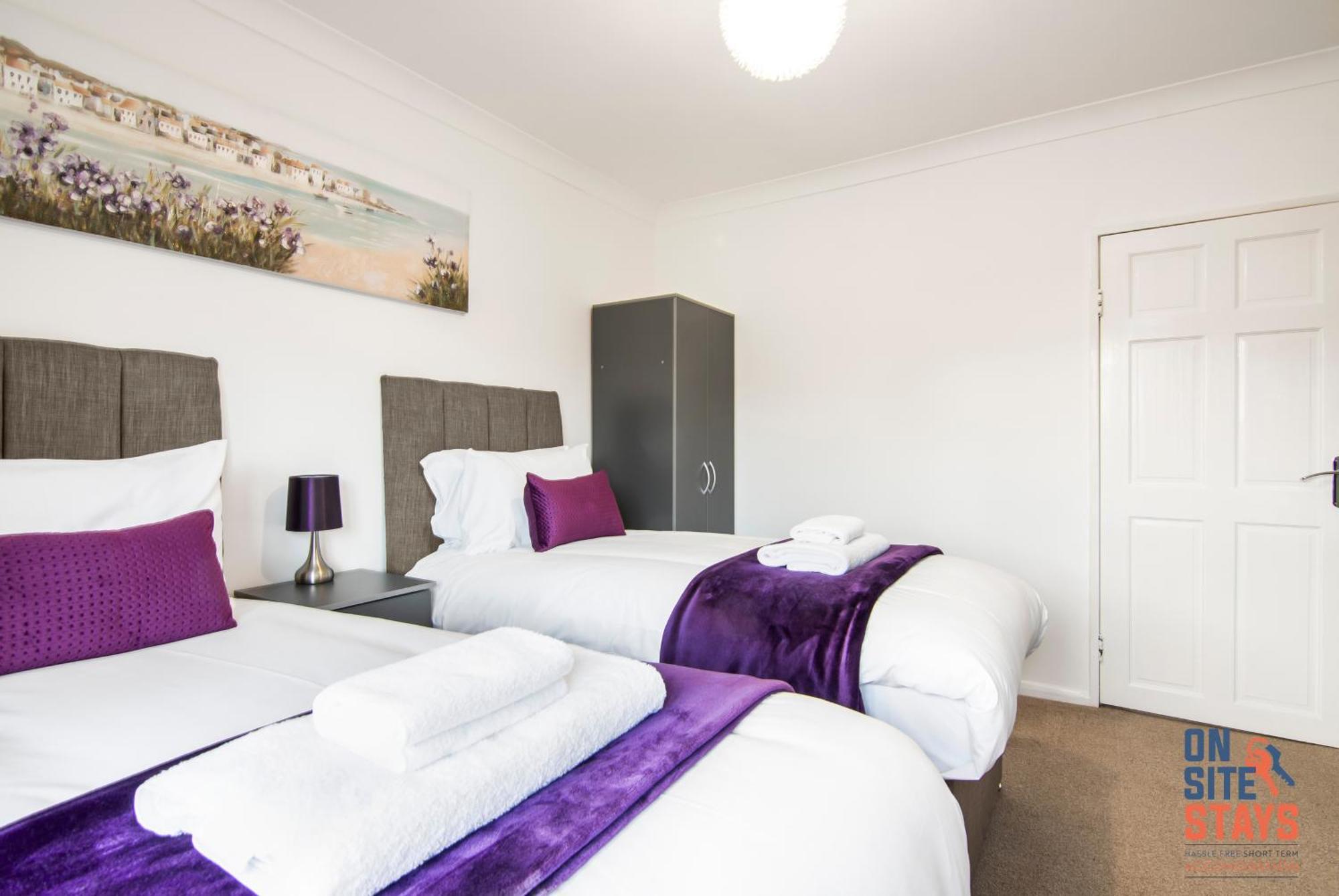 Onsitestays - Cosy 2-Bedroom Apartment With Private Entrance & Long Stay Prices Грейвсенд Экстерьер фото